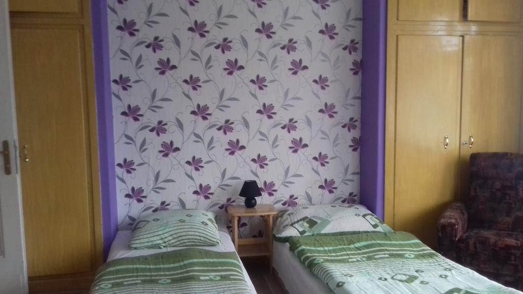 Penzion Uran Stráž pod Ralskem Esterno foto